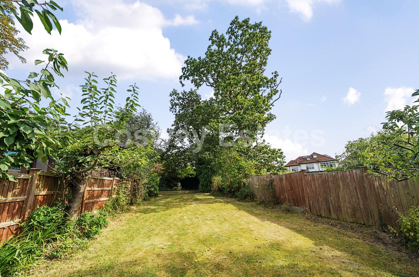 Glendor Gardens, Mill Hill